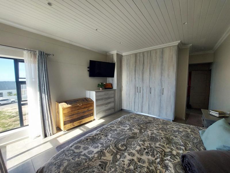 5 Bedroom Property for Sale in Da Gama Bay Western Cape